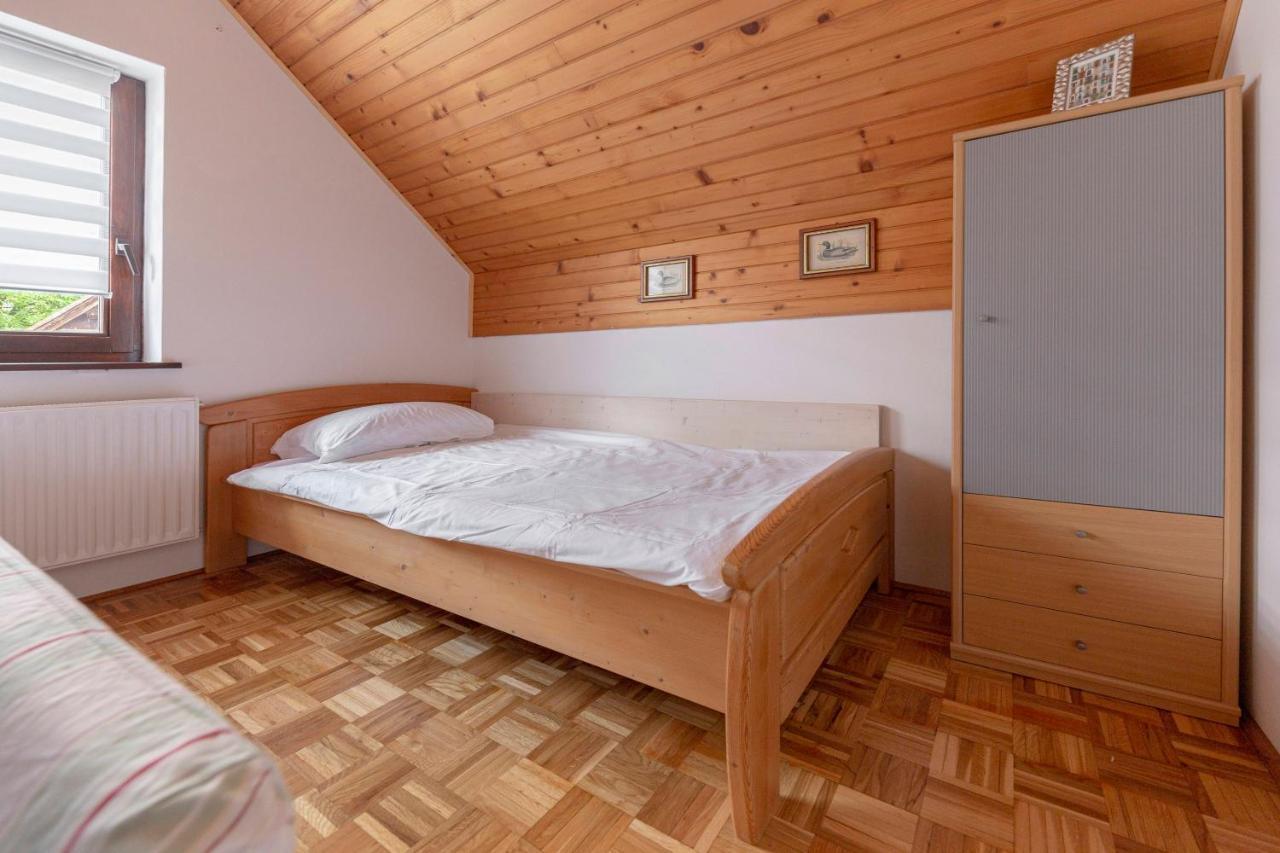 Apartma Mikelj 보히니 외부 사진
